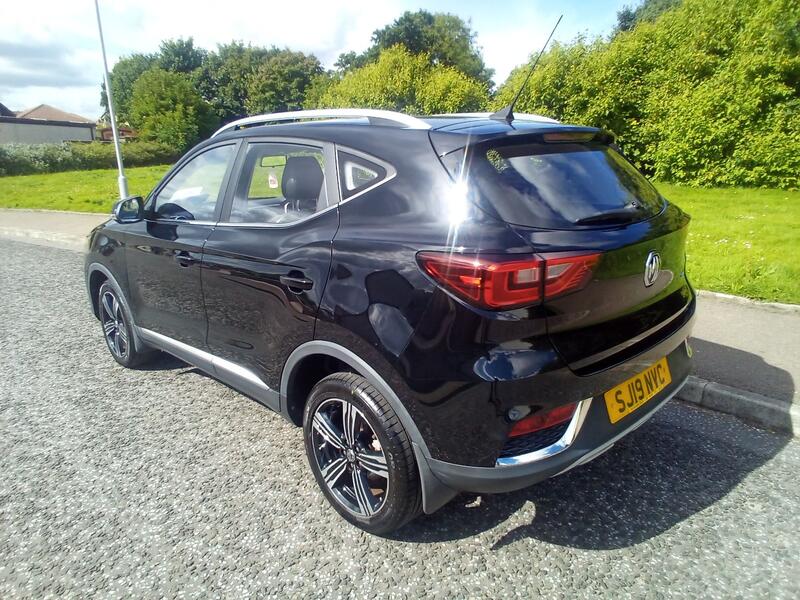 MG ZS