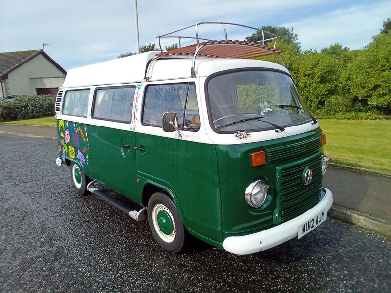 VOLKSWAGEN CARAVELLE