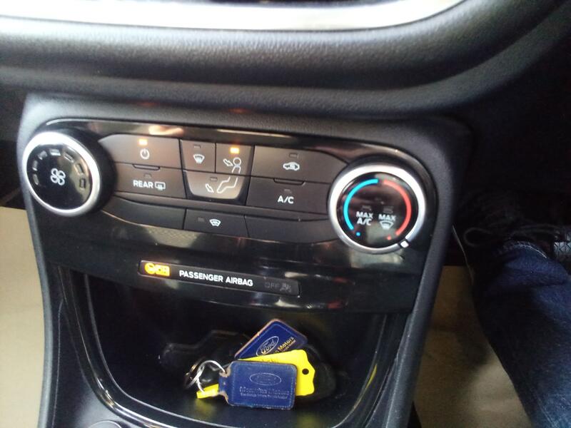 FORD PUMA