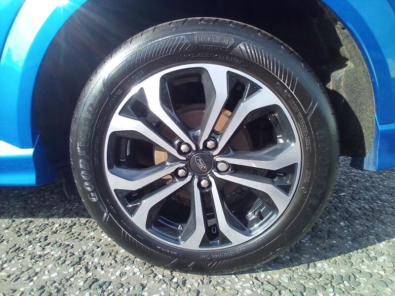 FORD PUMA
