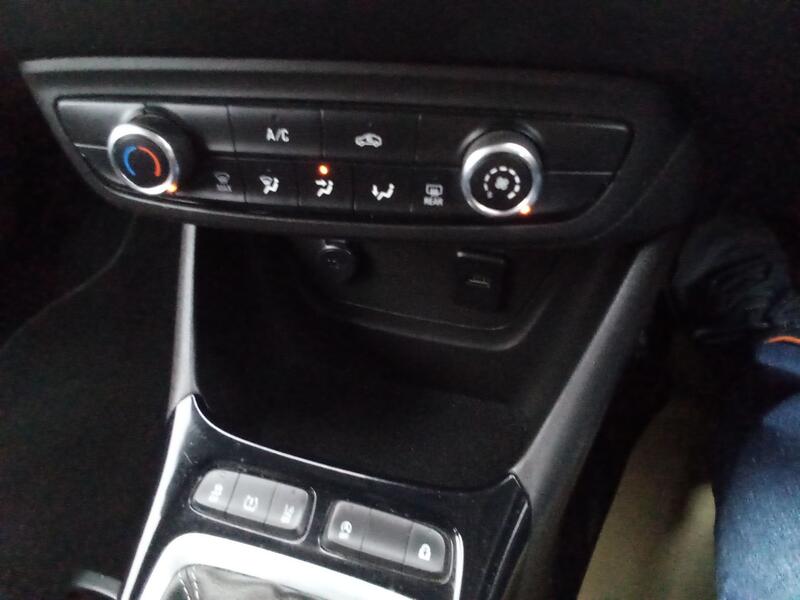 VAUXHALL CROSSLAND