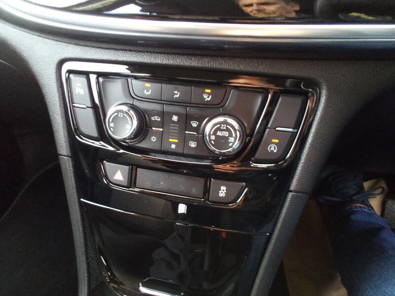VAUXHALL MOKKA X