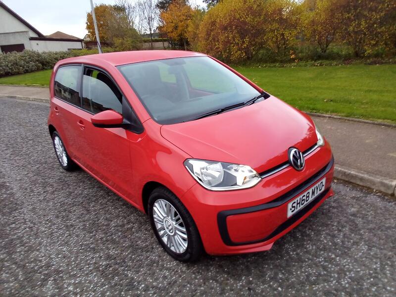 VOLKSWAGEN UP