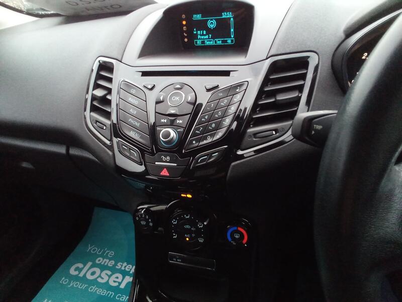 FORD FIESTA