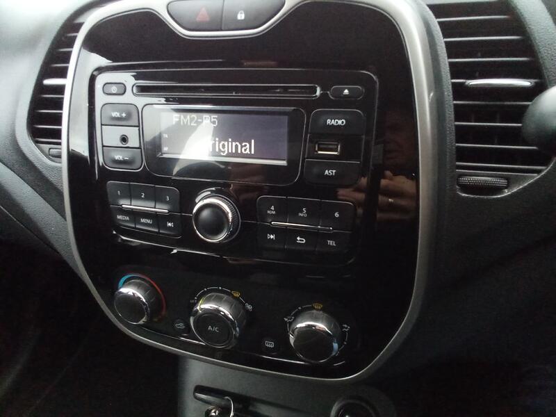 RENAULT CAPTUR