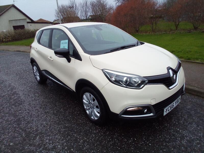 RENAULT CAPTUR
