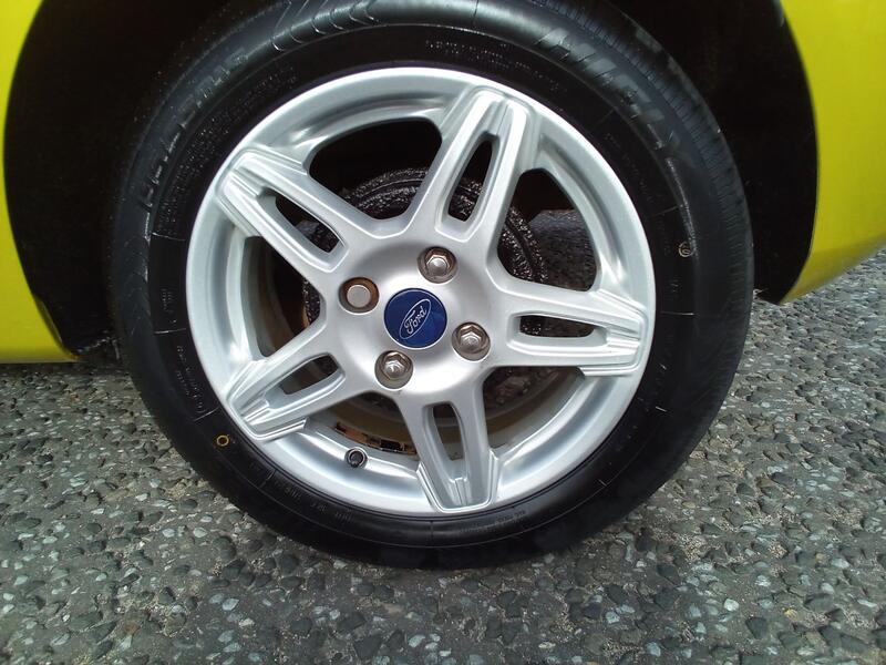 FORD FIESTA